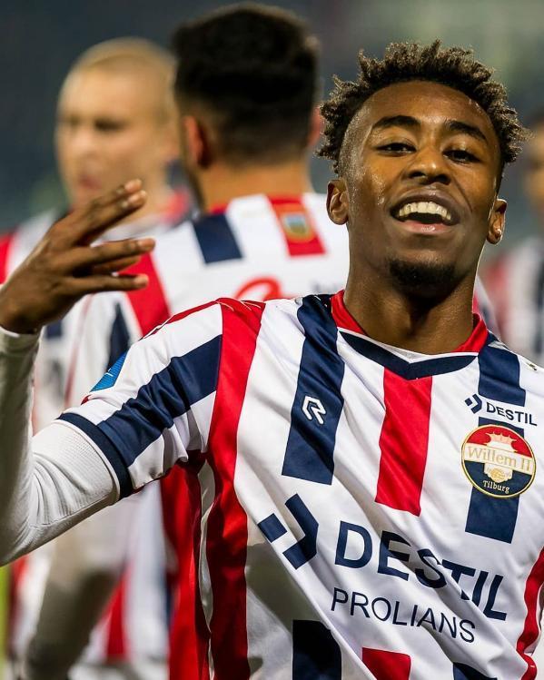 紧密配合 紧密配合