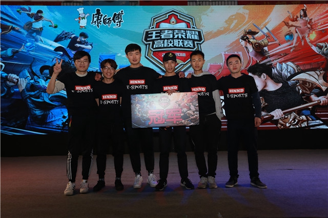 也有宋宇卓 也有宋宇卓