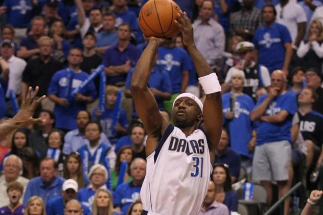 纷纷发布特 纷纷发布特