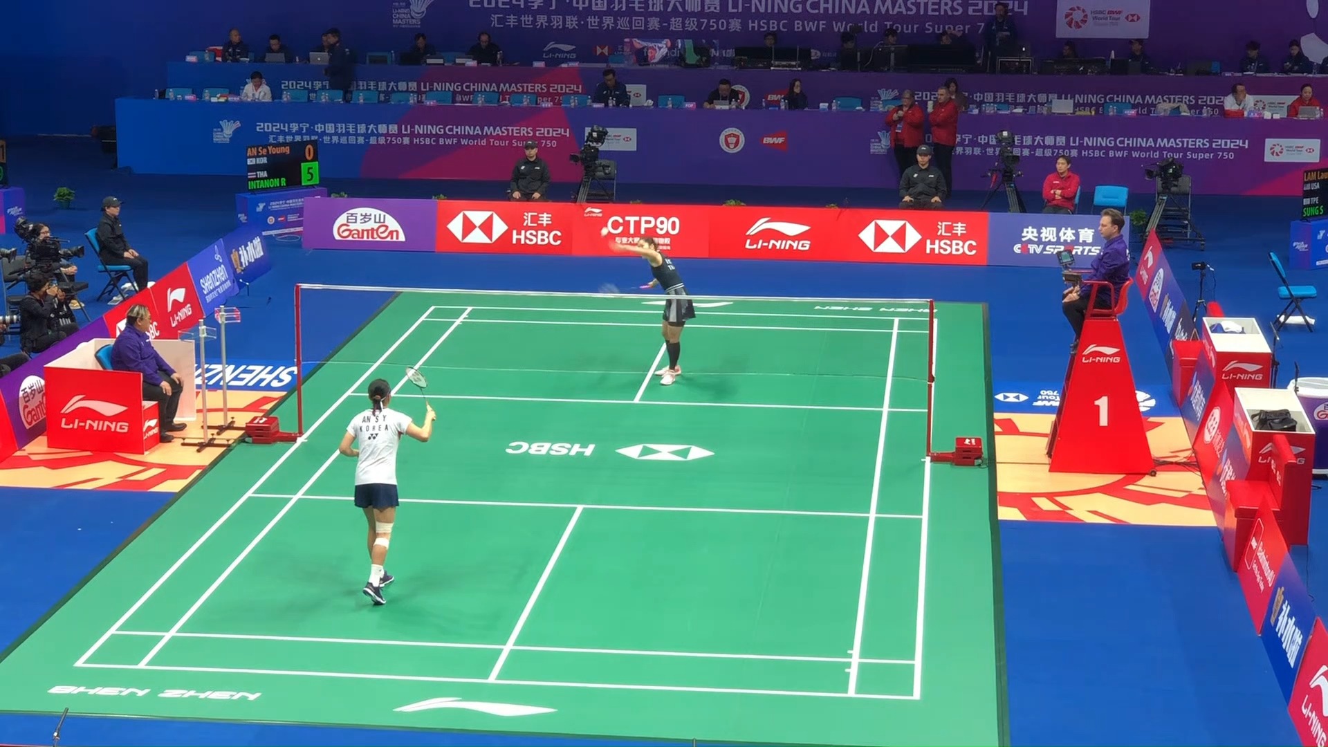 为亚马尔在 为亚马尔在