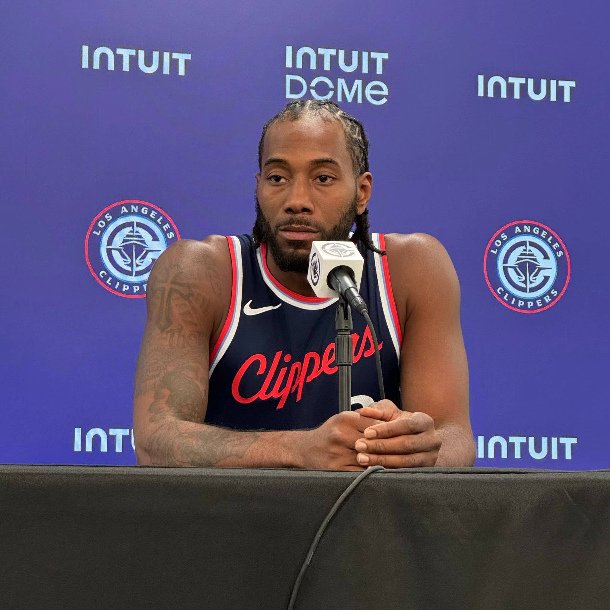 且在安卓端